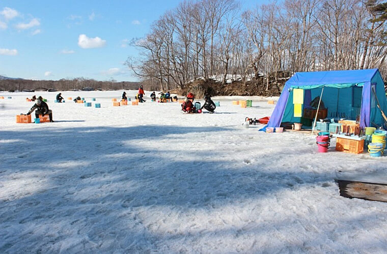 氷上ワカサギ釣り