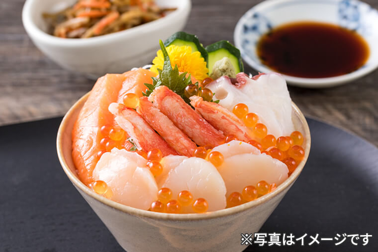 海鮮丼盛り付けイメージ