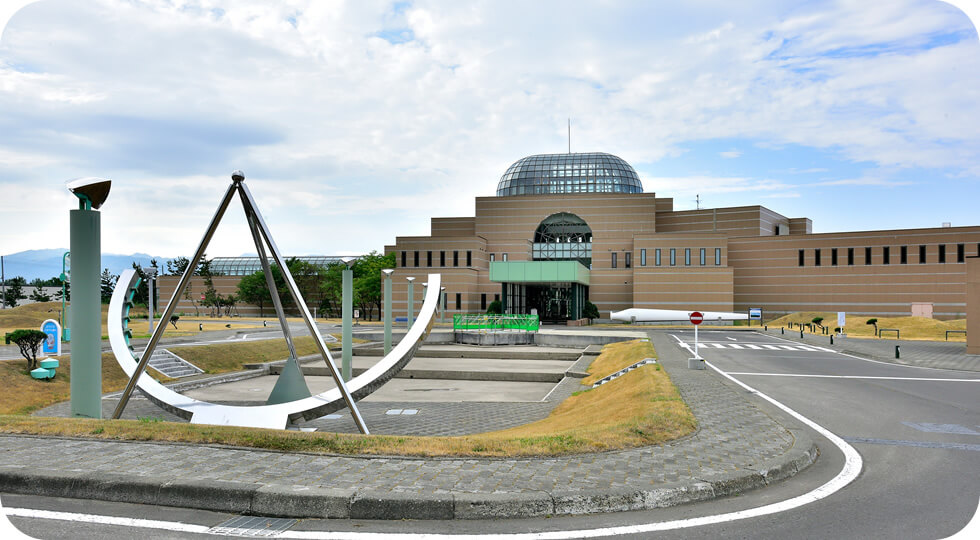 原子力PRセンター「とまりん館」外観