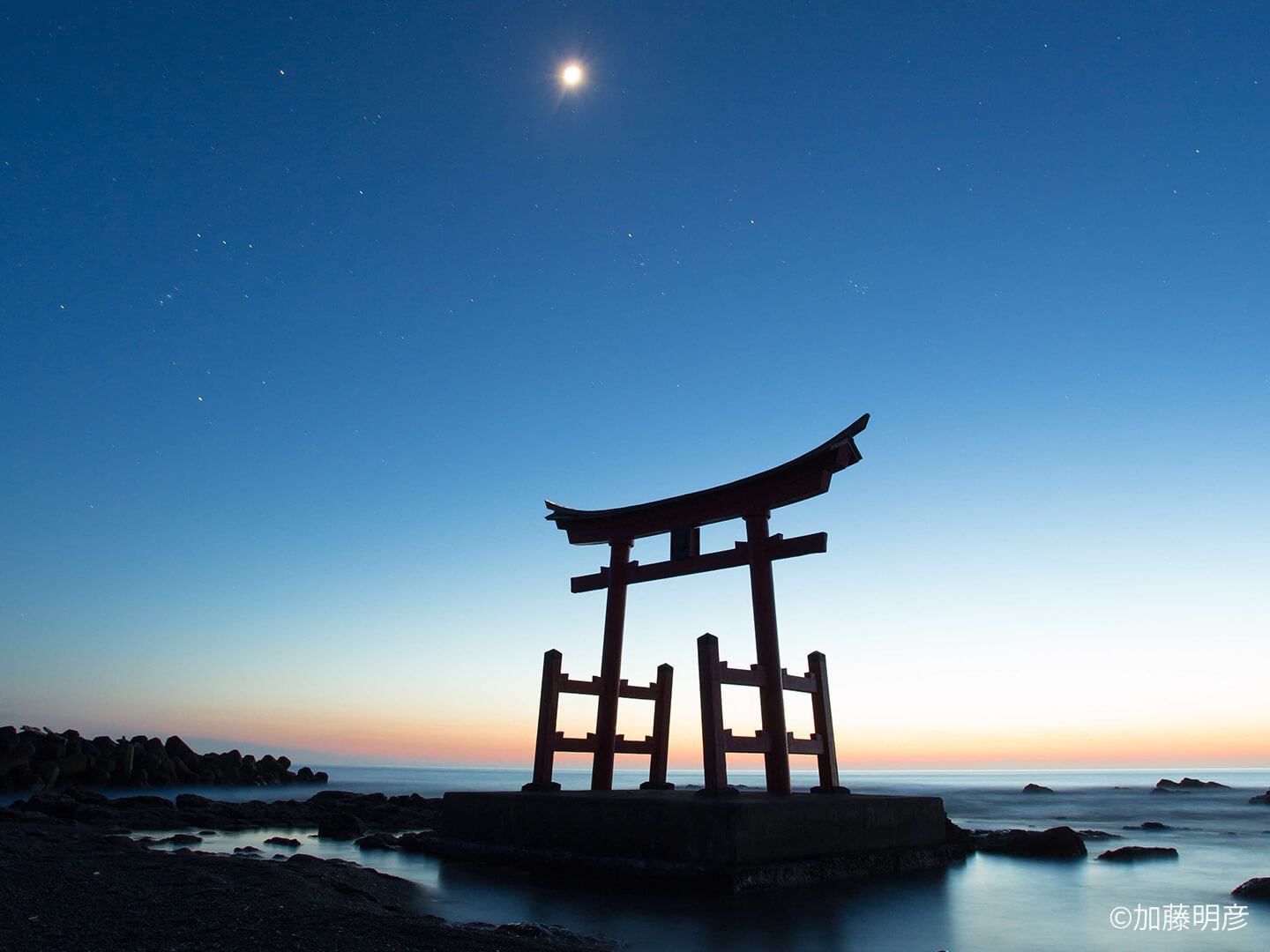 金比羅神社　©加藤明彦