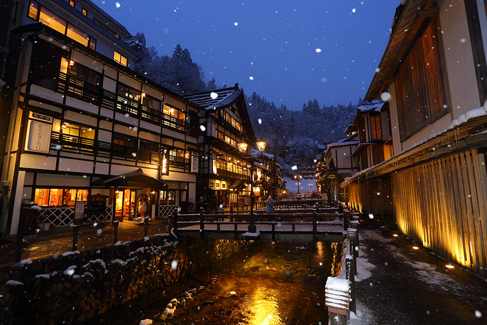 山形県 銀山温泉